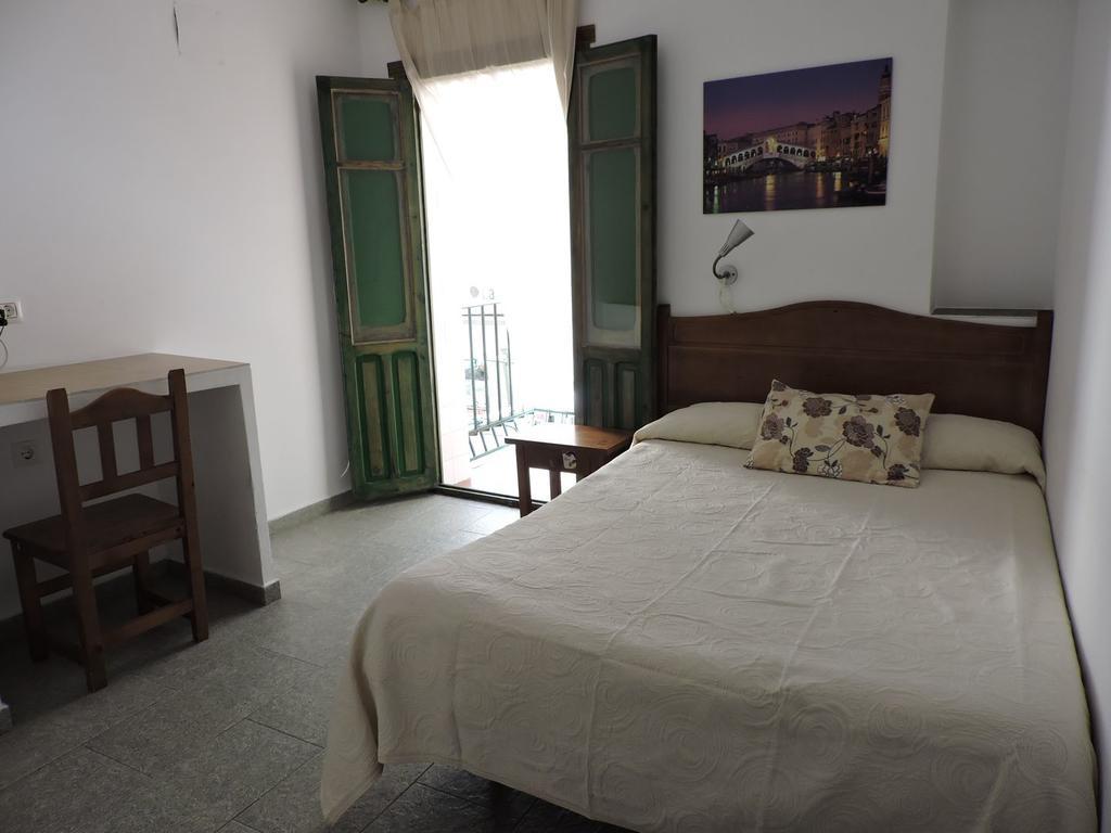 Hospedaje Lisboa Algeciras Room photo